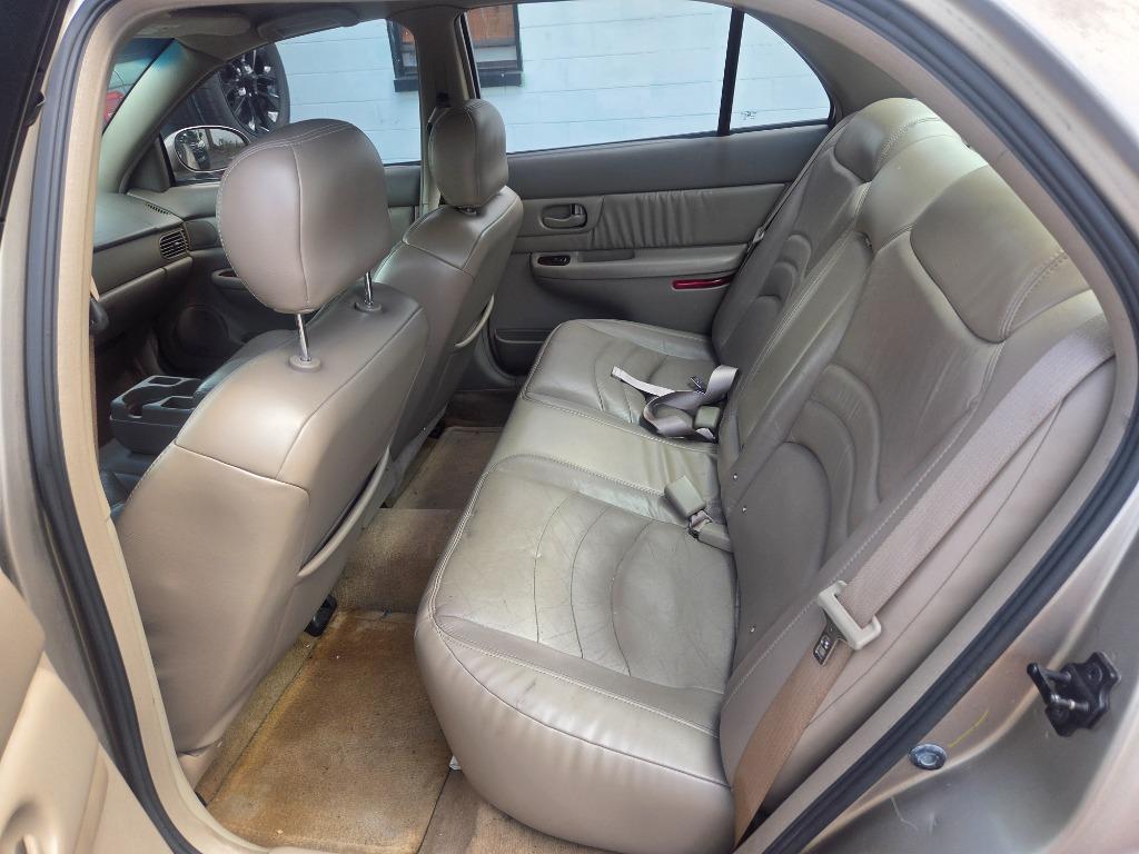2003 Buick Century Custom - Photo 10