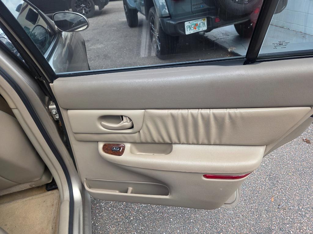 2003 Buick Century Custom - Photo 21