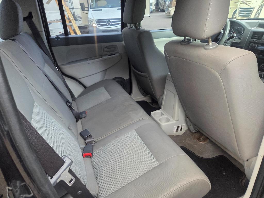 2008 Jeep Liberty Sport - Photo 23