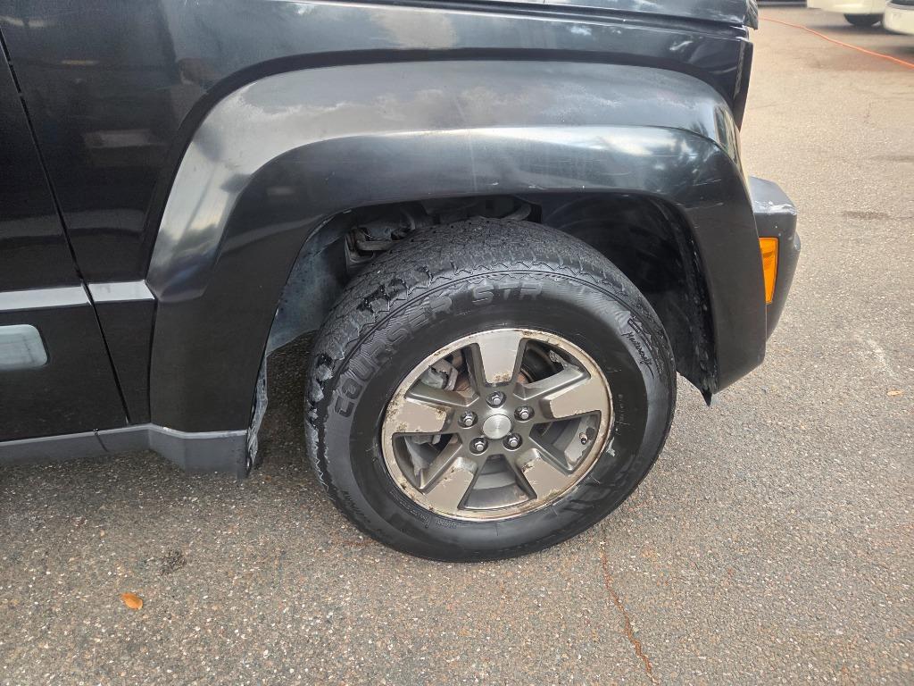 2008 Jeep Liberty Sport - Photo 29