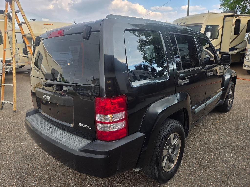 2008 Jeep Liberty Sport - Photo 17