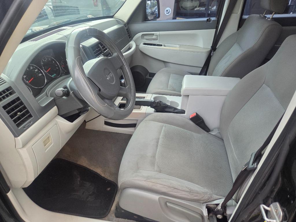 2008 Jeep Liberty Sport - Photo 9