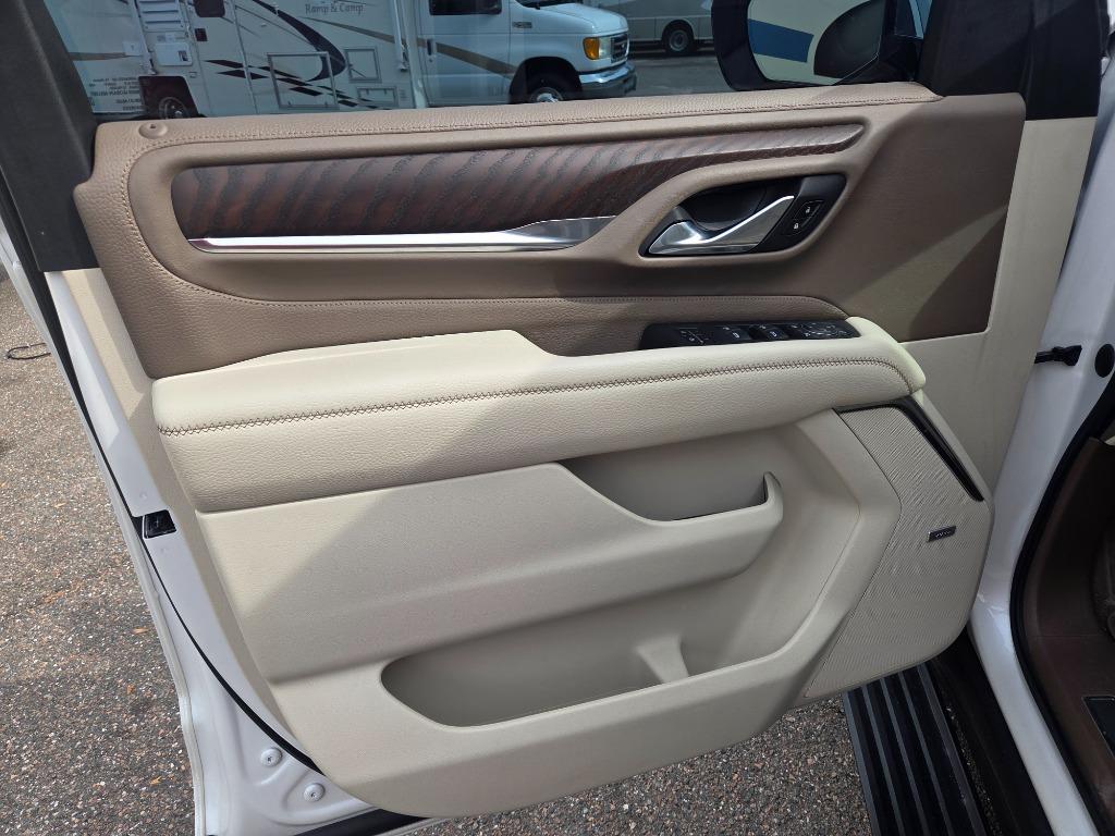 2021 GMC Yukon XL Denali - Photo 9