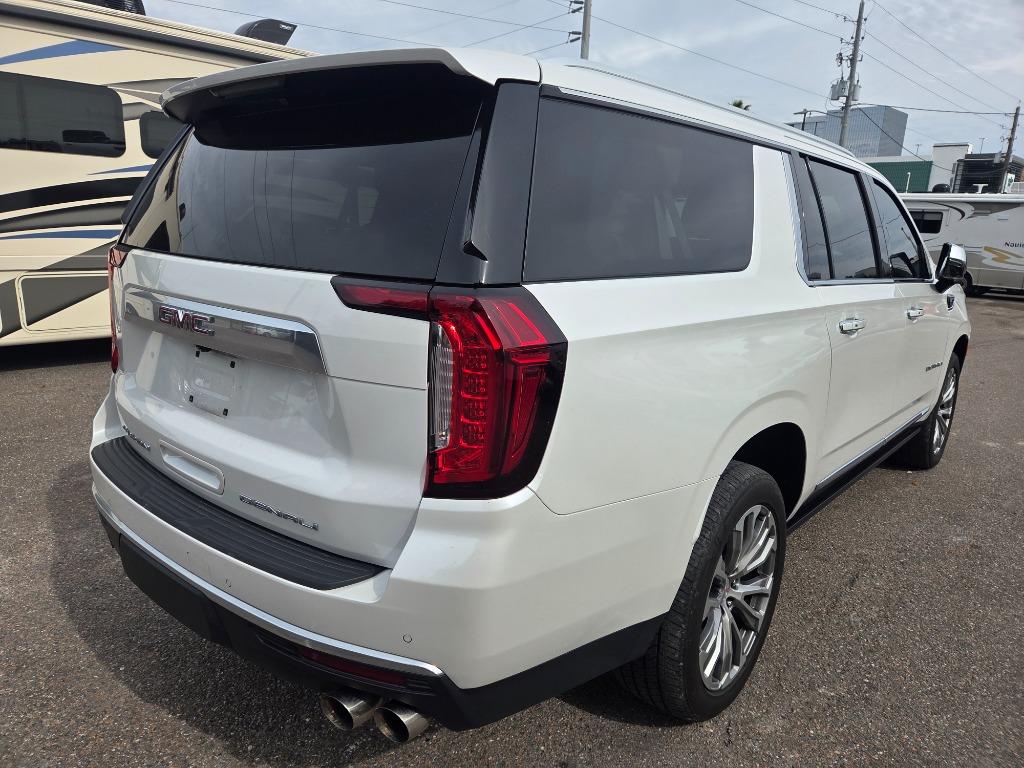 2021 GMC Yukon XL Denali - Photo 28