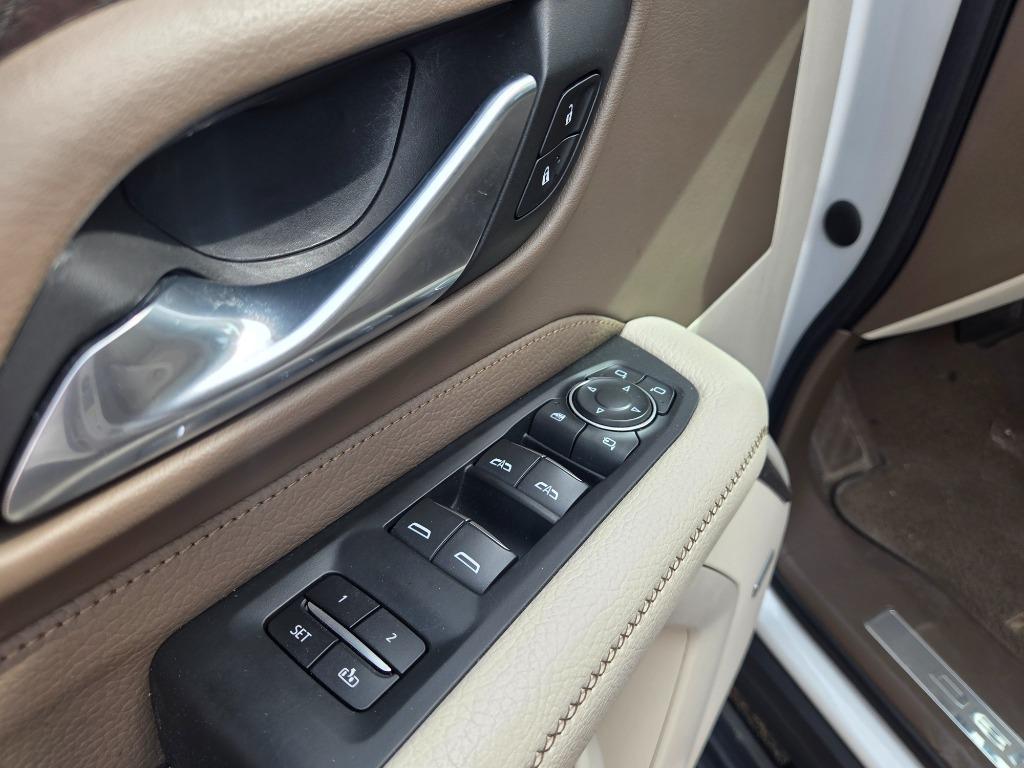 2021 GMC Yukon XL Denali - Photo 16
