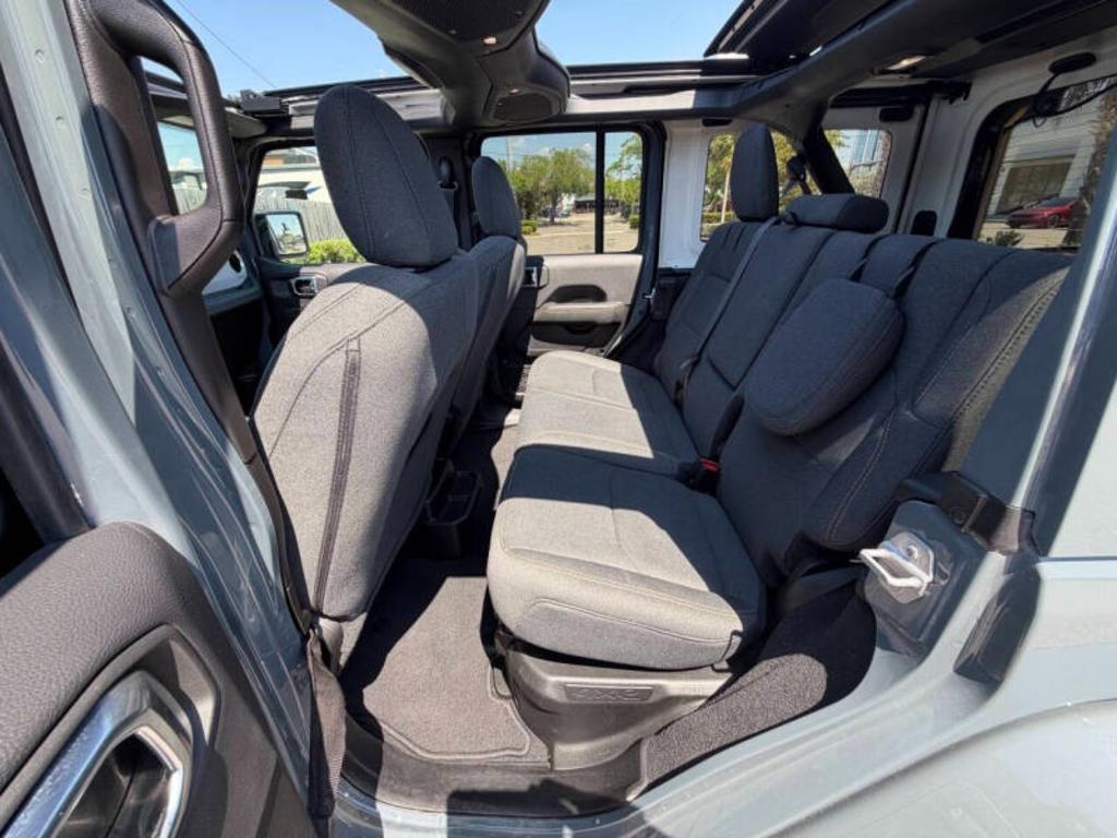 2025 Jeep Wrangler 4xe Sahara 4XE - Photo 10