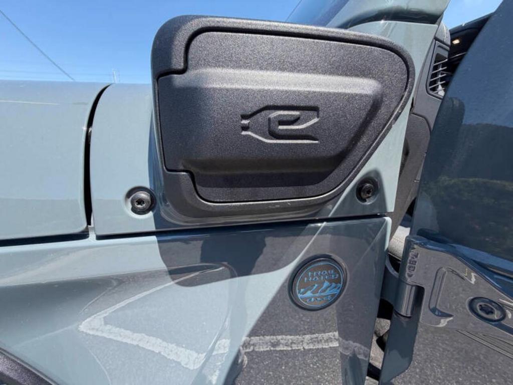 2025 Jeep Wrangler 4xe Sahara 4XE - Photo 16