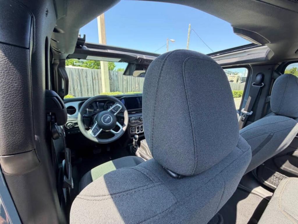 2025 Jeep Wrangler 4xe Sahara 4XE - Photo 12