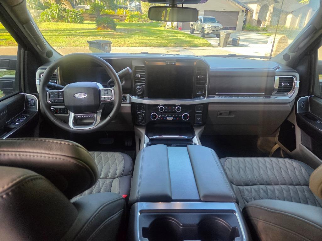 2026 Ford F-450 Super Duty Platinum - Photo 26