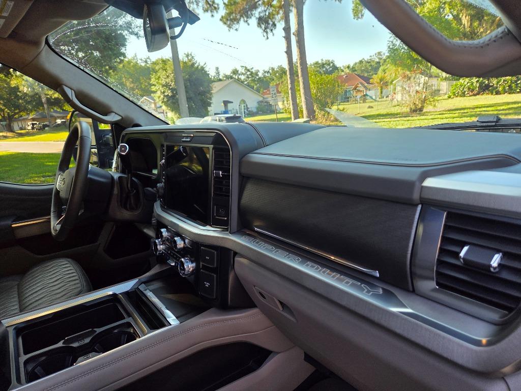 2026 Ford F-450 Super Duty Platinum - Photo 51