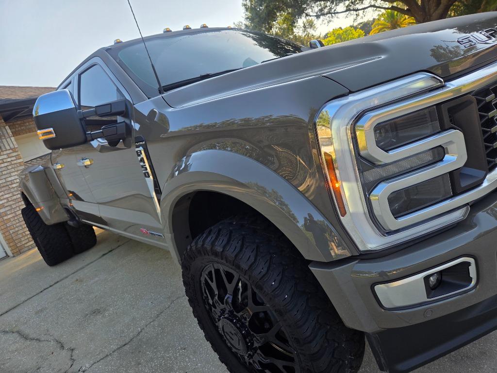 2026 Ford F-450 Super Duty Platinum - Photo 60