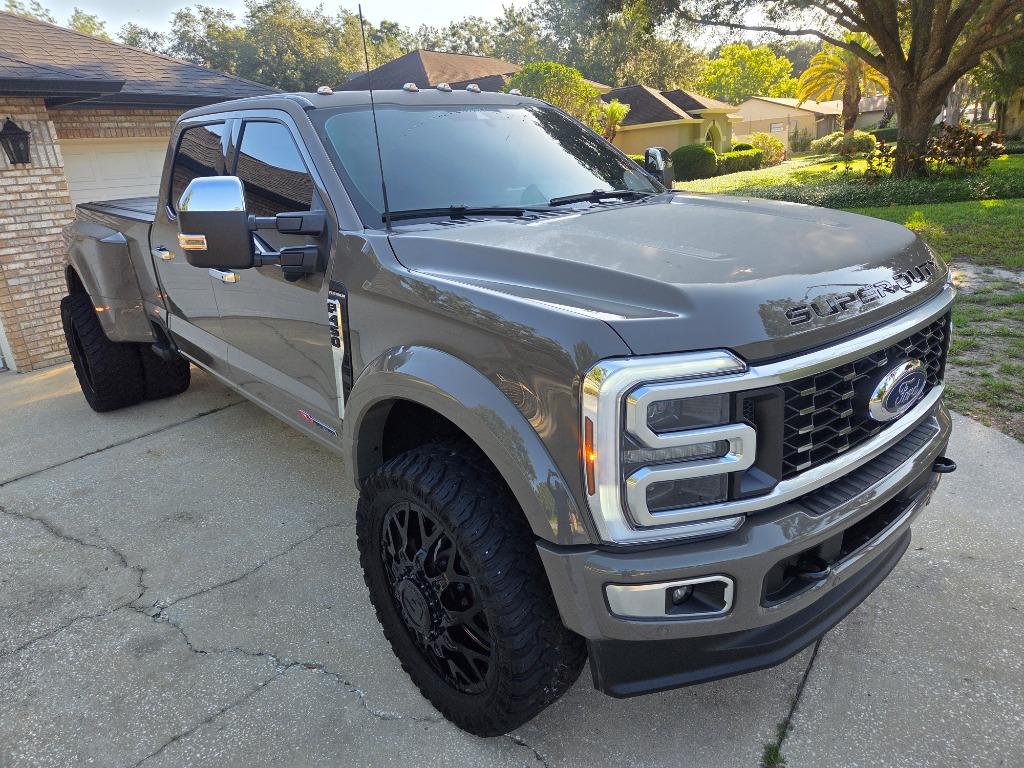 2026 Ford F-450 Super Duty Platinum - Photo 59