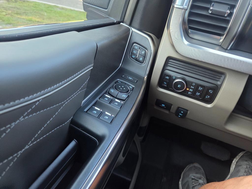 2026 Ford F-450 Super Duty Platinum - Photo 96