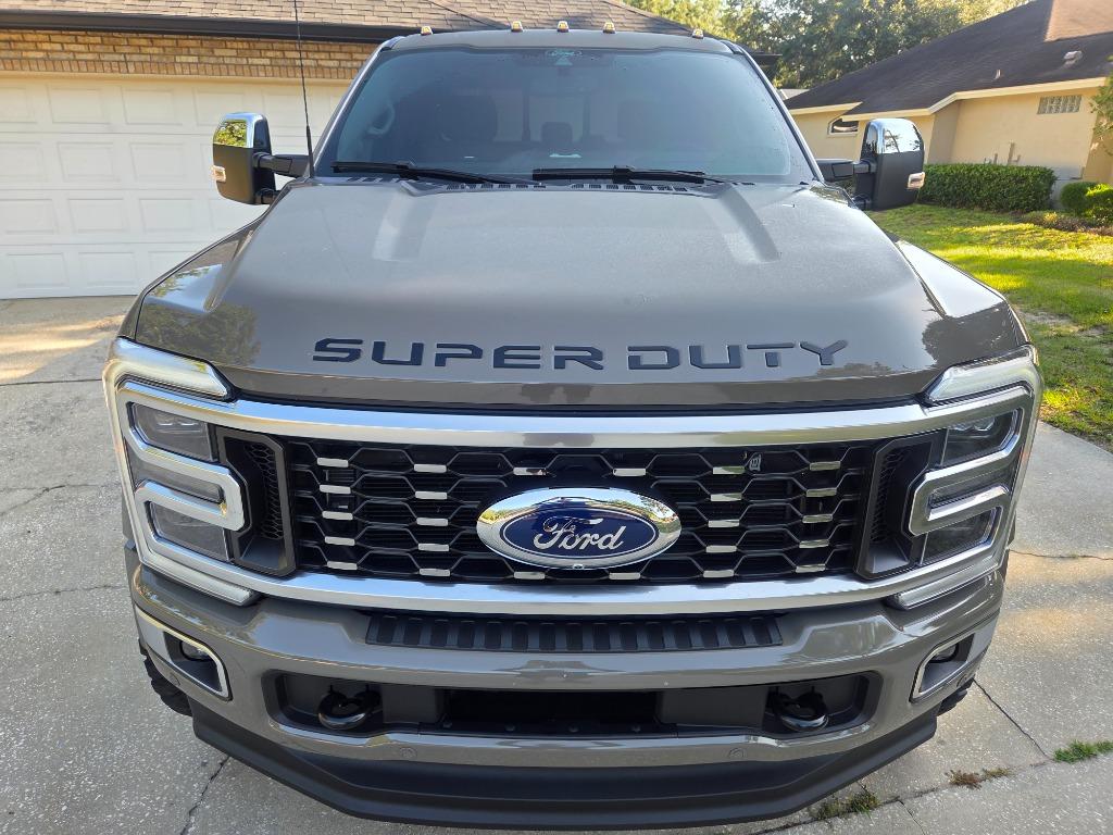2026 Ford F-450 Super Duty Platinum - Photo 68