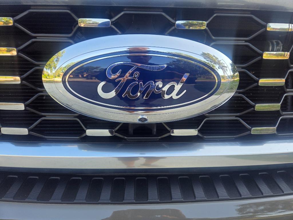 2026 Ford F-450 Super Duty Platinum - Photo 6