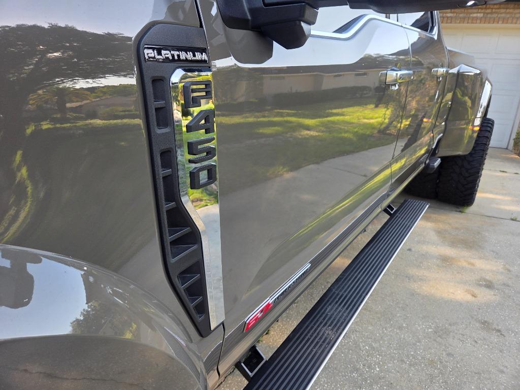2026 Ford F-450 Super Duty Platinum - Photo 73