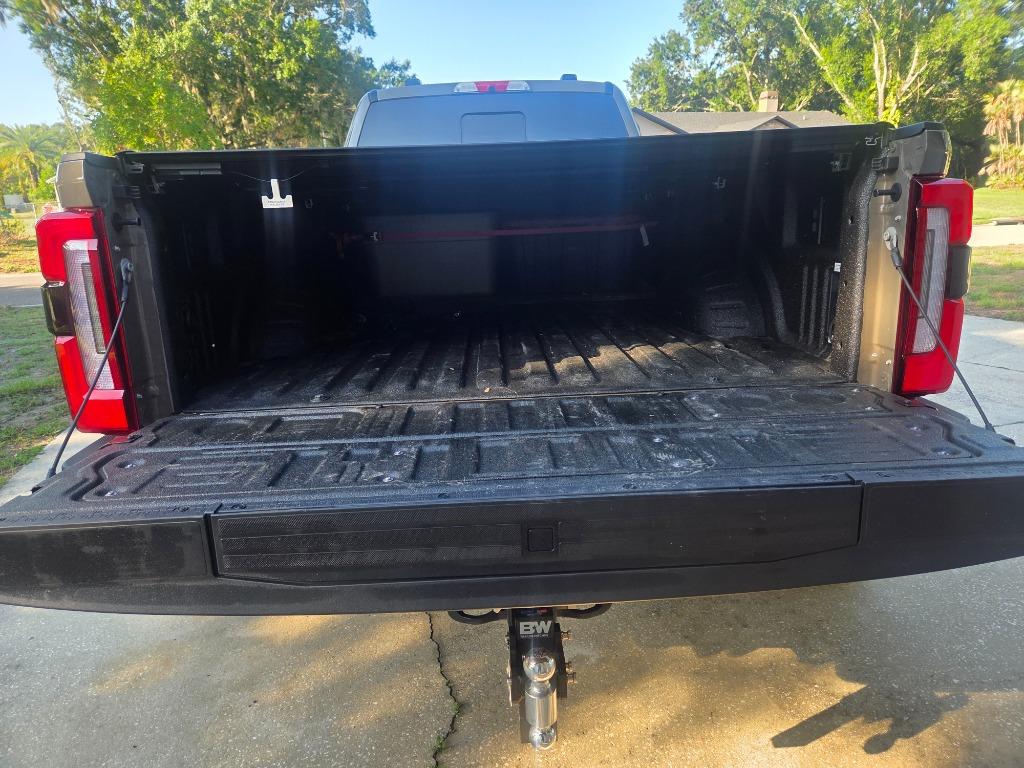 2026 Ford F-450 Super Duty Platinum - Photo 34